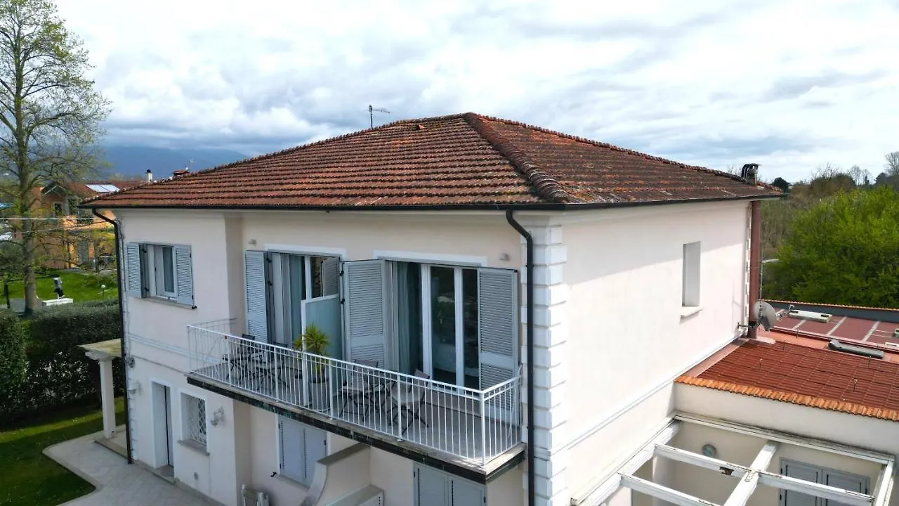 Guest house La Brise Hotel Marina di Pietrasanta