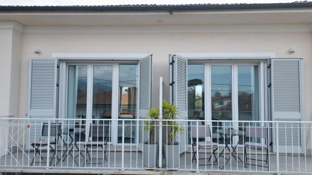 La Brise Hotel Marina di Pietrasanta Guest house